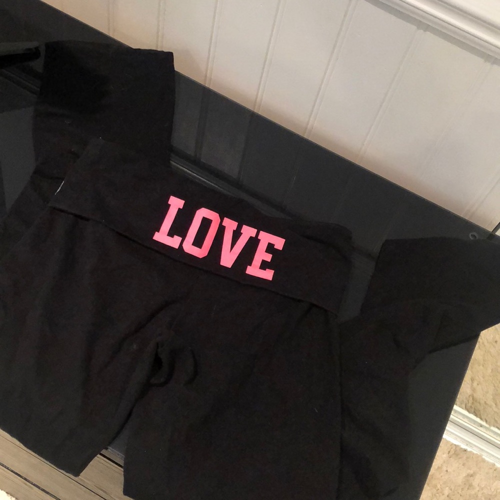 VICTORIA SECRET PINK flared yoga pants